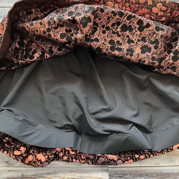 ALICE and Olivia Pia metallic Rose Gold Pink and black Pebble Bubble Party skirt - Picture 11 of 16